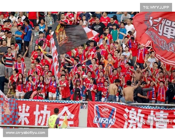 国足强势晋级梅西状态神勇闪耀赛场让球迷激情四溢 国足强势晋级梅西状态神勇闪耀赛场让球迷激情四溢