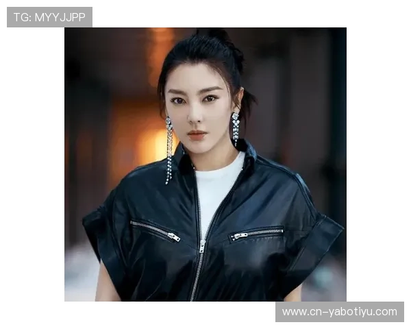 红衣飘逸的张雨绮漫步阳光下展现惊艳无法忽视的迷人风采魅力光芒