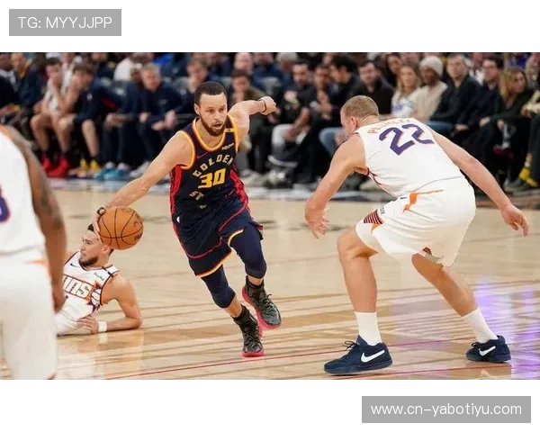 赛后采访中库里与对手激烈对决成就篮球赛场经典瞬间